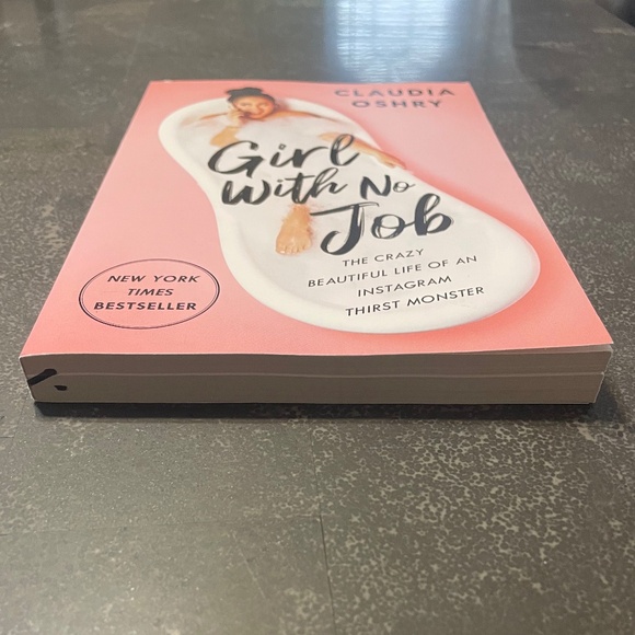 📖 Girl With No Job: The Crazy Beautiful Life of an Instagram Thirst Monster 📖 - Picture 3 of 3